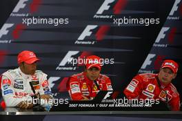 14.04.2007 Sakhir, Bahrain,  1st, Felipe Massa (BRA), Scuderia Ferrari, 2nd, Lewis Hamilton (GBR), McLaren Mercedes, 3rd, Kimi Raikkonen (FIN), Räikkönen, Scuderia Ferrari - Formula 1 World Championship, Rd 3, Bahrain Grand Prix, Saturday Press Conference