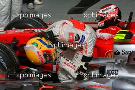 14.04.2007 Sakhir, Bahrain,  2nd, Lewis Hamilton (GBR), McLaren Mercedes, 3rd, Kimi Raikkonen (FIN), Räikkönen, Scuderia Ferrari - Formula 1 World Championship, Rd 3, Bahrain Grand Prix, Saturday Qualifying