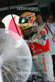 14.04.2007 Sakhir, Bahrain,  Lewis Hamilton (GBR), McLaren Mercedes - Formula 1 World Championship, Rd 3, Bahrain Grand Prix, Saturday Practice