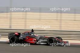 23.02.2007 Sakhir, Bahrain,  Fernando Alonso (ESP), McLaren Mercedes, MP4-22 - Formula 1 Testing