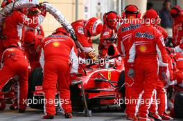 23.02.2007 Sakhir, Bahrain,  Kimi Raikkonen (FIN), Räikkönen, Scuderia Ferrari, practices pitstops - Formula 1 Testing