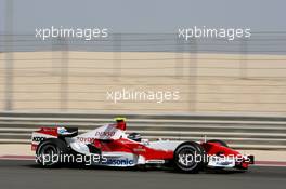 23.02.2007 Sakhir, Bahrain,  Jarno Trulli (ITA), Toyota Racing, TF107 - Formula 1 Testing