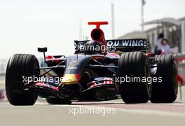 23.02.2007 Sakhir, Bahrain,  Vitantonio Liuzzi (ITA), Scuderia Toro Rosso, STR02 - Formula 1 Testing