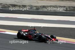 28.02.2007, Sakhir, Bahrain,  Lewis Hamilton (GBR), McLaren Mercedes, MP4-22 - Formula 1 Testing