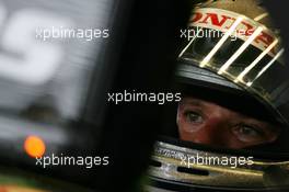 19.10.2007 Sao Paulo, Brazil,  Rubens Barrichello (BRA), Honda Racing F1 Team, RA107 - Formula 1 World Championship, Rd 17, Brazilian Grand Prix, Friday Practice