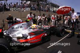 21.10.2007 Sao Paulo, Brazil,  Lewis Hamilton (GBR), McLaren Mercedes - Formula 1 World Championship, Rd 17, Brazilian Grand Prix, Sunday Pre-Race Grid