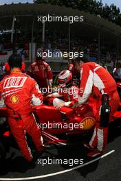 21.10.2007 Sao Paulo, Brazil,  Kimi Raikkonen (FIN), Räikkönen, Scuderia Ferrari - Formula 1 World Championship, Rd 17, Brazilian Grand Prix, Sunday Pre-Race Grid