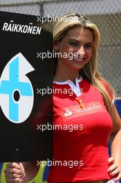 21.10.2007 Sao Paulo, Brazil,  Grid girl - Formula 1 World Championship, Rd 17, Brazilian Grand Prix, Sunday Grid Girl