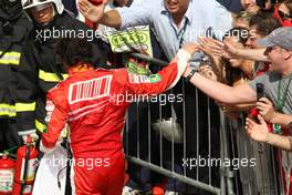 21.10.2007 Sao Paulo, Brazil,  Felipe Massa (BRA), Scuderia Ferrari - Formula 1 World Championship, Rd 17, Brazilian Grand Prix, Sunday Podium