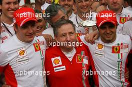 21.10.2007 Sao Paulo, Brazil,  new world champion Kimi Raikkonen (FIN), Räikkönen, Scuderia Ferrari with Jean Todt (FRA), Scuderia Ferrari, Ferrari CEO and Felipe Massa (BRA), Scuderia Ferrari - Formula 1 World Championship, Rd 17, Brazilian Grand Prix, Sunday Podium