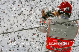 21.10.2007 Sao Paulo, Brazil,  3rd, Fernando Alonso (ESP), McLaren Mercedes - Formula 1 World Championship, Rd 17, Brazilian Grand Prix, Sunday Podium