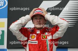 21.10.2007 Sao Paulo, Brazil,  The new world champion Kimi Raikkonen (FIN), Räikkönen, Scuderia Ferrari - Formula 1 World Championship, Rd 17, Brazilian Grand Prix, Sunday Podium