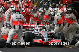 21.10.2007 Sao Paulo, Brazil,  Fernando Alonso (ESP), McLaren Mercedes, MP4-22 pit stop - Formula 1 World Championship, Rd 17, Brazilian Grand Prix, Sunday Race