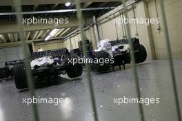 21.10.2007 Sao Paulo, Brazil,  Williams F1 Team and BMW Sauber F1 Team cars still in the parc ferme for investigation - Formula 1 World Championship, Rd 17, Brazilian Grand Prix, Sunday Race