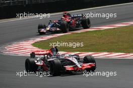 21.10.2007 Sao Paulo, Brazil,  Fernando Alonso (ESP), McLaren Mercedes, MP4-22 - Formula 1 World Championship, Rd 17, Brazilian Grand Prix, Sunday Race