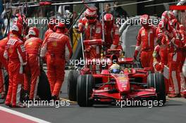 21.10.2007 Sao Paulo, Brazil,  Felipe Massa (BRA), Scuderia Ferrari, F2007 pit stop - Formula 1 World Championship, Rd 17, Brazilian Grand Prix, Sunday Race