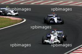 21.10.2007 Sao Paulo, Brazil,  Nick Heidfeld (GER), BMW Sauber F1 Team, Nico Rosberg (GER), WilliamsF1 Team - Formula 1 World Championship, Rd 17, Brazilian Grand Prix, Sunday Race