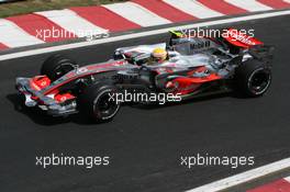 20.10.2007 Sao Paulo, Brazil,  Lewis Hamilton (GBR), McLaren Mercedes, MP4-22 - Formula 1 World Championship, Rd 17, Brazilian Grand Prix, Saturday Qualifying