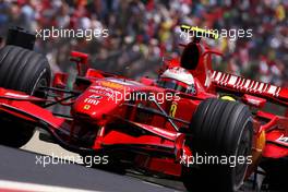 20.10.2007 Sao Paulo, Brazil,  Kimi Raikkonen (FIN), Räikkönen, Scuderia Ferrari - Formula 1 World Championship, Rd 17, Brazilian Grand Prix, Saturday Practice