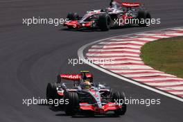 20.10.2007 Sao Paulo, Brazil,  Lewis Hamilton (GBR), McLaren Mercedes, Fernando Alonso (ESP), McLaren Mercedes - Formula 1 World Championship, Rd 17, Brazilian Grand Prix, Saturday Qualifying