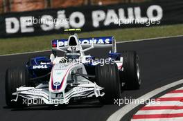 20.10.2007 Sao Paulo, Brazil,  Robert Kubica (POL), BMW Sauber F1 Team, F1.07 - Formula 1 World Championship, Rd 17, Brazilian Grand Prix, Saturday Practice