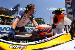 20.10.2007 Sao Paulo, Brazil,  Heikki Kovalainen (FIN), Renault F1 Team - Formula 1 World Championship, Rd 17, Brazilian Grand Prix, Saturday Practice