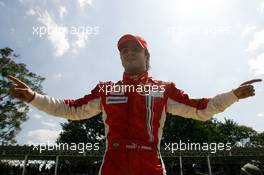20.10.2007 Sao Paulo, Brazil,  pole position Felipe Massa (BRA), Scuderia Ferrari - Formula 1 World Championship, Rd 17, Brazilian Grand Prix, Saturday Qualifying