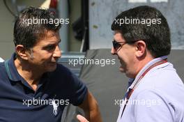 20.10.2007 Sao Paulo, Brazil,  Luis Garcia Abad (ESP) and Enrico Zanarini (ITA), Manager of Giancarlo Fisichella (ITA) - Formula 1 World Championship, Rd 17, Brazilian Grand Prix, Saturday