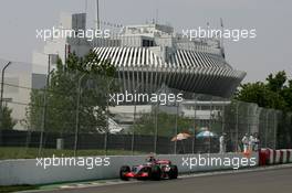 08.06.2007 Montreal, Canada,  Fernando Alonso (ESP), McLaren Mercedes, MP4-22 - Formula 1 World Championship, Rd 6, Canadian Grand Prix, Friday Practice