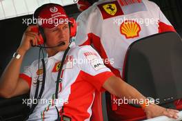 08.06.2007 Montreal, Canada,  Michael Schumacher (GER), Scuderia Ferrari, Advisor sitting on the pit wall - Formula 1 World Championship, Rd 6, Canadian Grand Prix, Friday Practice