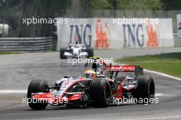 10.06.2007 Montreal, Canada,  Lewis Hamilton (GBR), McLaren Mercedes, MP4-22 and Nick Heidfeld (GER), BMW Sauber F1 Team, F1.07 - Formula 1 World Championship, Rd 6, Canadian Grand Prix, Sunday Race