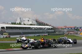 10.06.2007 Montreal, Canada,  Mark Webber (AUS), Red Bull Racing, RB3 and Nico Rosberg (GER), WilliamsF1 Team, FW29 - Formula 1 World Championship, Rd 6, Canadian Grand Prix, Sunday Race
