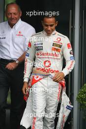 05.10.2007 Shanghai, China,  Ron Dennis (GBR), McLaren, Team Principal, Chairman and Lewis Hamilton (GBR), McLaren Mercedes - Formula 1 World Championship, Rd 16, Chinese Grand Prix, Friday