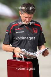 05.10.2007 Shanghai, China,  Nick Fry (GBR), Honda Racing F1 Team, Chief Executive Officer - Formula 1 World Championship, Rd 16, Chinese Grand Prix, Friday