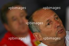 05.10.2007 Shanghai, China,  Ron Dennis (GBR), McLaren, Team Principal, Chairman - Formula 1 World Championship, Rd 16, Chinese Grand Prix, Friday Press Conference