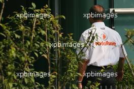 05.10.2007 Shanghai, China,  Ron Dennis (GBR), McLaren, Team Principal, Chairman - Formula 1 World Championship, Rd 16, Chinese Grand Prix, Friday