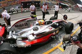 05.10.2007 Shanghai, China,  Lewis Hamilton (GBR), McLaren Mercedes, MP4-22 - Formula 1 World Championship, Rd 16, Chinese Grand Prix, Friday Practice