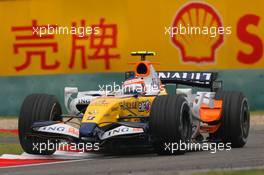 05.10.2007 Shanghai, China,  Heikki Kovalainen (FIN), Renault F1 Team, R27 - Formula 1 World Championship, Rd 16, Chinese Grand Prix, Friday Practice