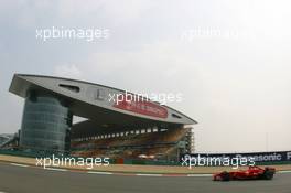 05.10.2007 Shanghai, China,  Kimi Raikkonen (FIN), Räikkönen, Scuderia Ferrari, F2007 - Formula 1 World Championship, Rd 16, Chinese Grand Prix, Friday Practice