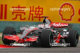 05.10.2007 Shanghai, China,  Fernando Alonso (ESP), McLaren Mercedes, MP4-22 - Formula 1 World Championship, Rd 16, Chinese Grand Prix, Friday Practice