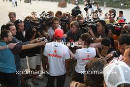 05.10.2007 Shanghai, China,  Lewis Hamilton (GBR), McLaren Mercedes with the media - Formula 1 World Championship, Rd 16, Chinese Grand Prix, Friday