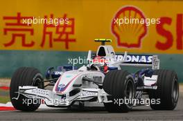 05.10.2007 Shanghai, China,  Robert Kubica (POL), BMW Sauber F1 Team, F1.07 - Formula 1 World Championship, Rd 16, Chinese Grand Prix, Friday Practice