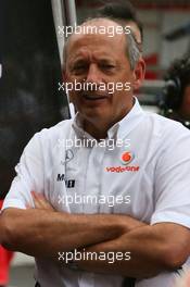 07.10.2007 Shanghai, China,  Ron Dennis (GBR), McLaren, Team Principal, Chairman - Formula 1 World Championship, Rd 16, Chinese Grand Prix, Sunday Pre-Race Grid