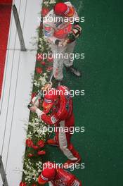 07.10.2007 Shanghai, China,  2nd place Fernando Alonso (ESP), McLaren Mercedes with 1st place Kimi Raikkonen (FIN), Räikkönen, Scuderia Ferrari - Formula 1 World Championship, Rd 16, Chinese Grand Prix, Sunday Podium