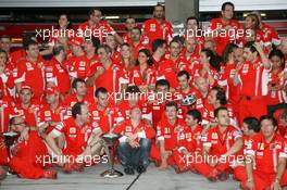 07.10.2007 Shanghai, China,  Ferrari Celebration, Kimi Raikkonen (FIN), Räikkönen, Scuderia Ferrari, Chris Dyer (AUS), Scuderia Ferrari, Track Engineer of Kimi Raikkonen (FIN) - Formula 1 World Championship, Rd 16, Chinese Grand Prix, Sunday Podium