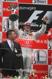 07.10.2007 Shanghai, China,  2nd place Fernando Alonso (ESP), McLaren Mercedes - Formula 1 World Championship, Rd 16, Chinese Grand Prix, Sunday Podium