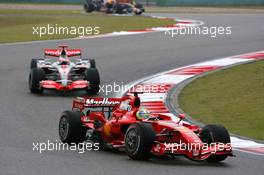 07.10.2007 Shanghai, China,  Felipe Massa (BRA), Scuderia Ferrari, Fernando Alonso (ESP), McLaren Mercedes - Formula 1 World Championship, Rd 16, Chinese Prix, Sunday Race