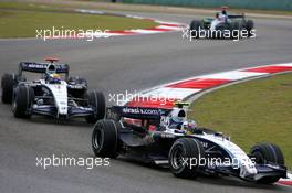 07.10.2007 Shanghai, China,  Alexander Wurz (AUT), Williams F1 Team, Nico Rosberg (GER), WilliamsF1 Team - Formula 1 World Championship, Rd 16, Chinese Grand Prix, Sunday Race