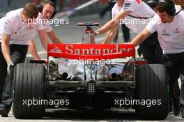 06.10.2007 Shanghai, China,  Lewis Hamilton (GBR), McLaren Mercedes - Formula 1 World Championship, Rd 16, Chinese Grand Prix, Saturday Practice