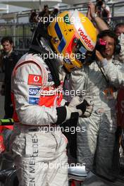 06.10.2007 Shanghai, China,  1st place Lewis Hamilton (GBR), McLaren Mercedes - Formula 1 World Championship, Rd 16, Chinese Grand Prix, Saturday Qualifying